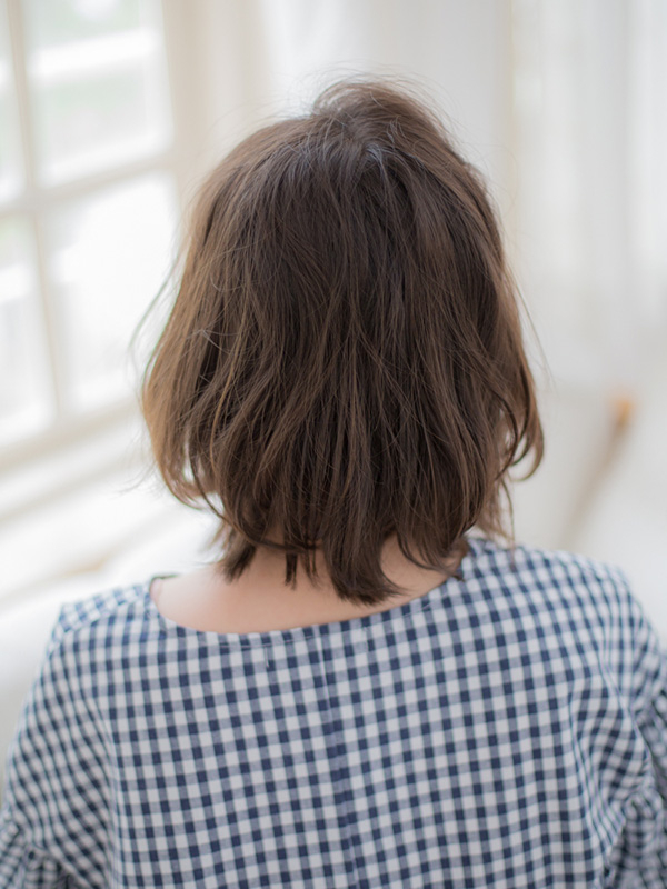ナチュラルレイヤーボブ♪ やわらかい雰囲気でリラックスできるヘアサロンELEGANCE creer [エレガンス クレエ]