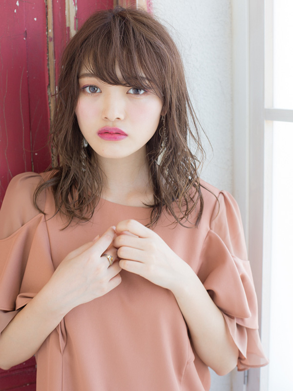 エレガンス クレエのヘアスタイル「艶ふわセミロング」の拡大画像